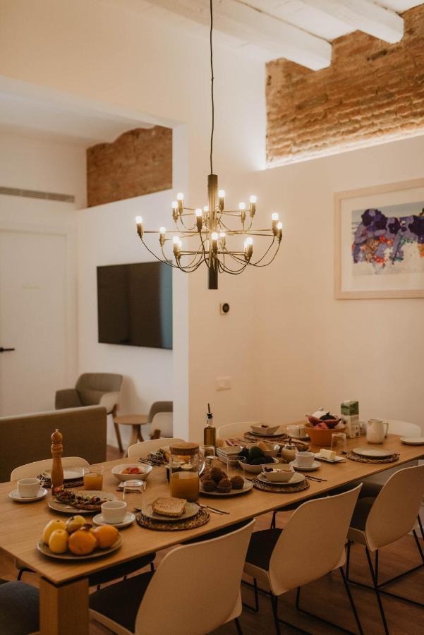 Petit Luxe Volta Bed & Breakfast Terrassa Exterior photo
